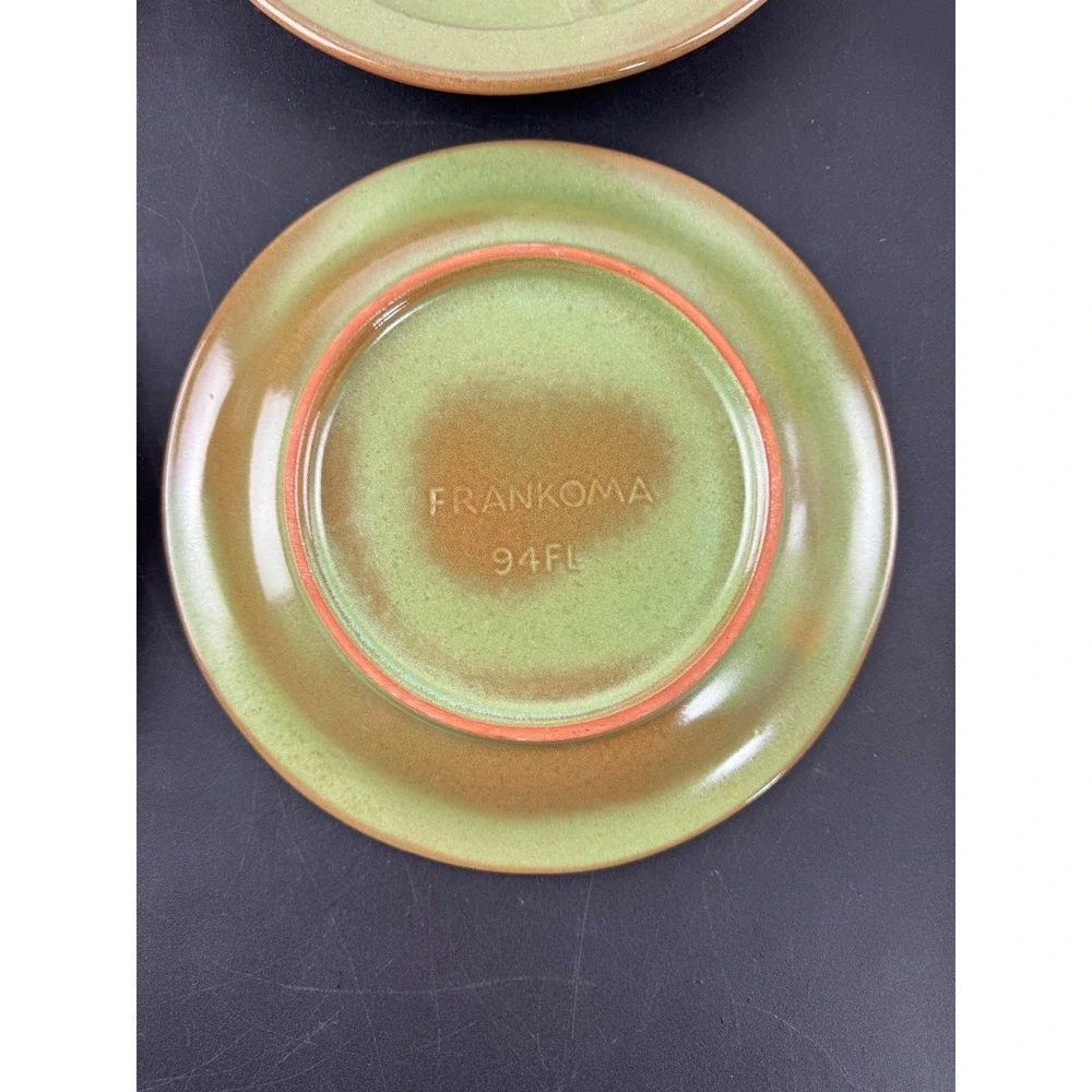 Set of 5 Vintage Green Stoneware Salad Plates Wagon Wheel Sunburst Embossed 8